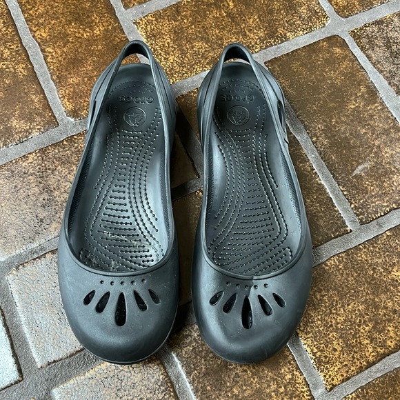 CROCS Black Kadee Mary Jane Slingback Flats - Picture 1 of 12
